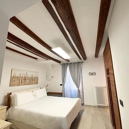 شقة La Casa Di Ale كومو المظهر الخارجي الصورة